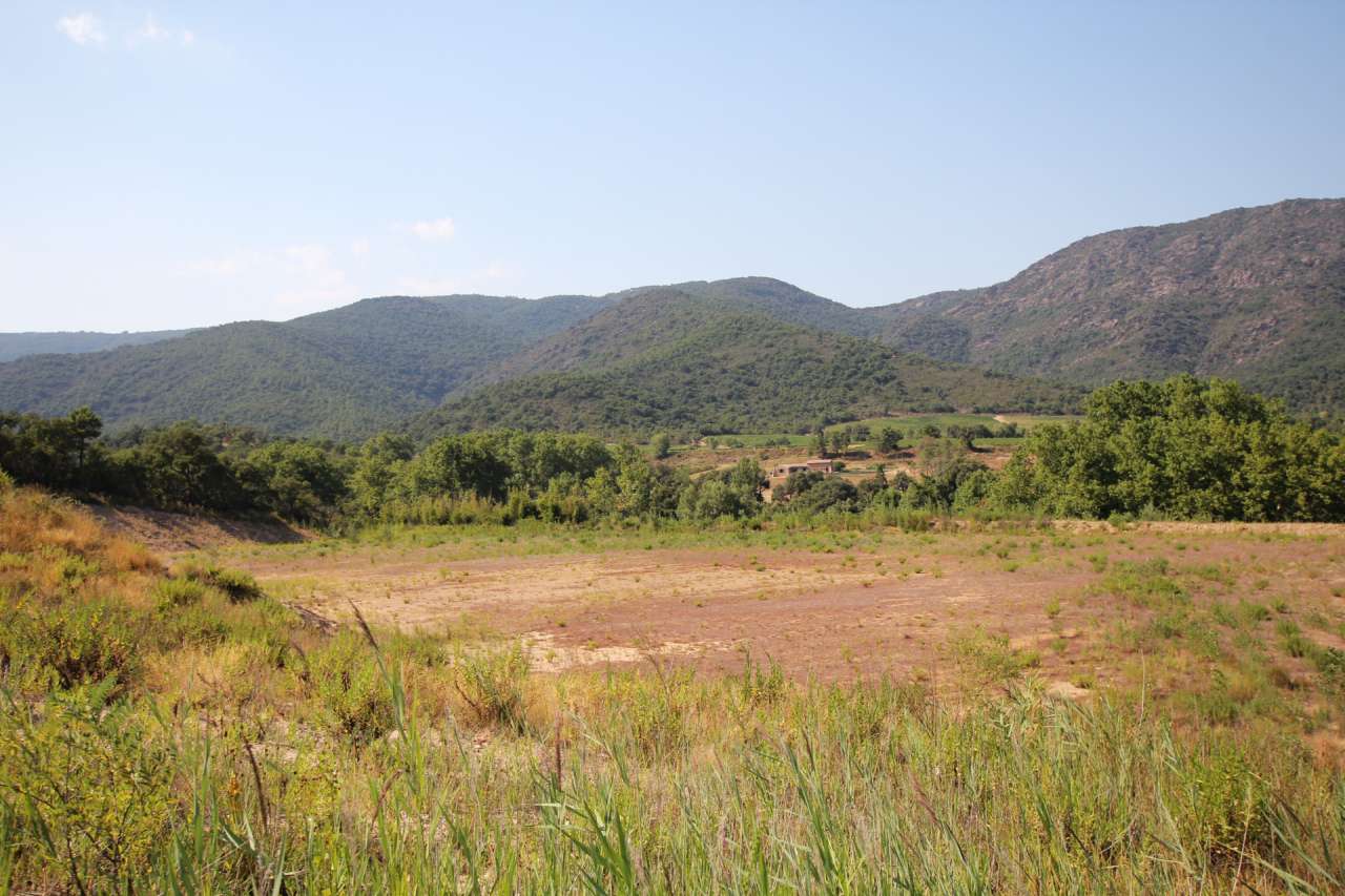 Exciting opportunity to purchase a property of 95 hectares, just 16 kilomet