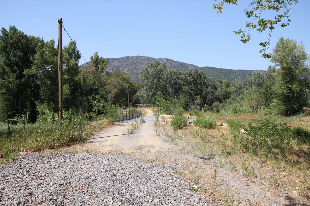 Exciting opportunity to purchase a property of 95 hectares, just 16 kilomet