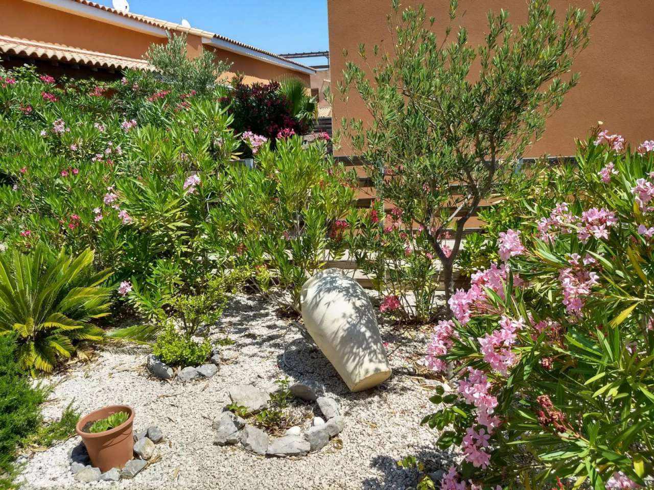 Lovely 3 bedroom villa located in a highly sought after area in Ayguades, G