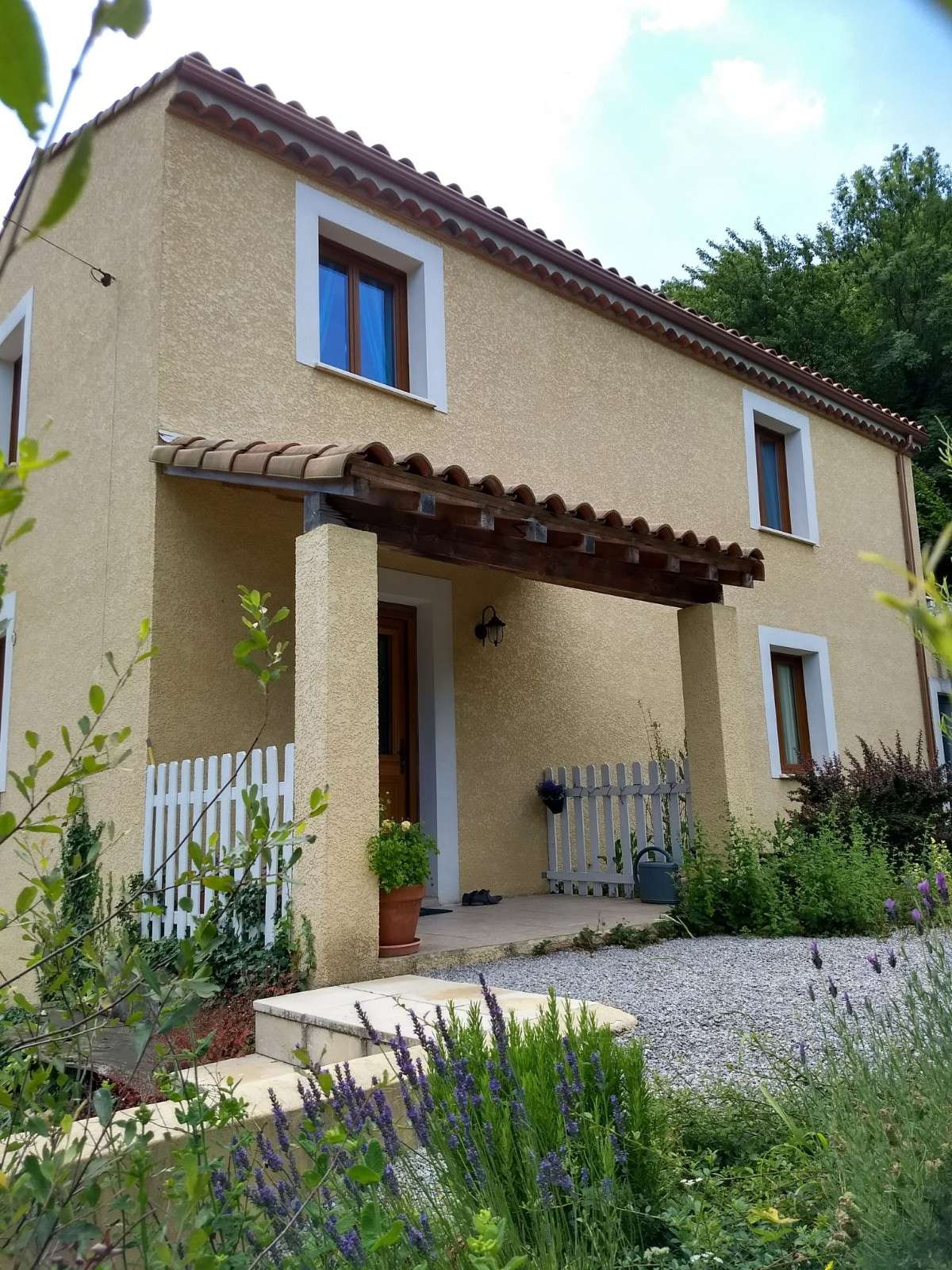 Charming home located at the foot of the Regional Park of Languedoc with hi