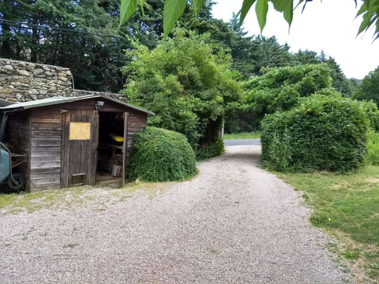 Charming home located at the foot of the Regional Park of Languedoc with hi