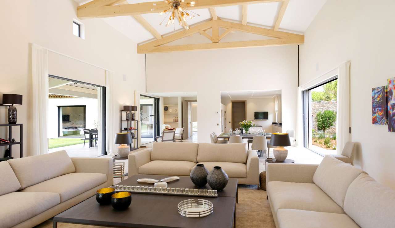 Gorgeous, unique and spacious, this ultra modern 5 bedroom home is ideally