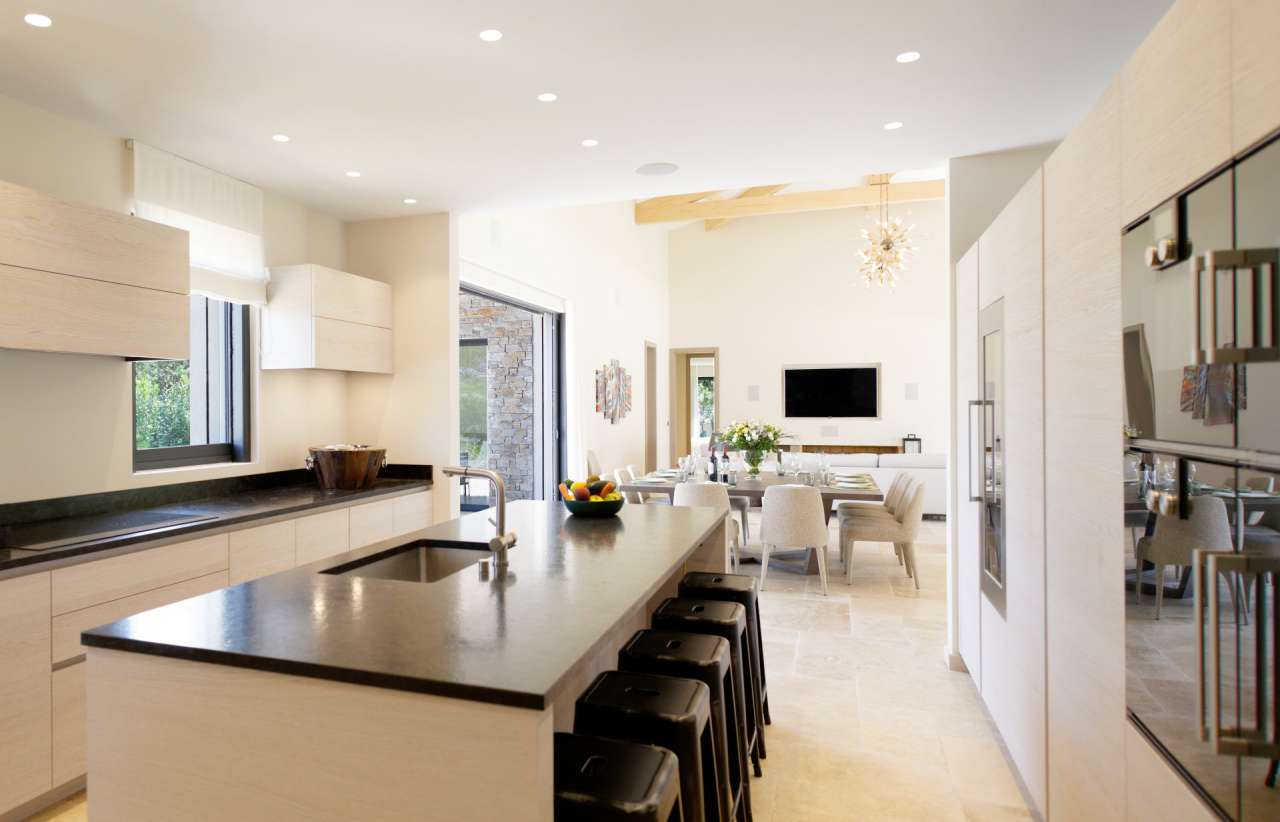 Gorgeous, unique and spacious, this ultra modern 5 bedroom home is ideally