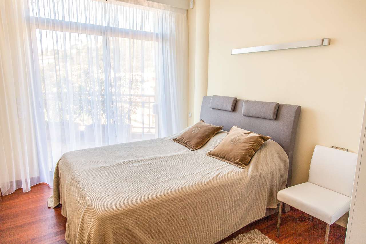 Superb 4 bedroom penthouse apartment which is ideally situated within one o