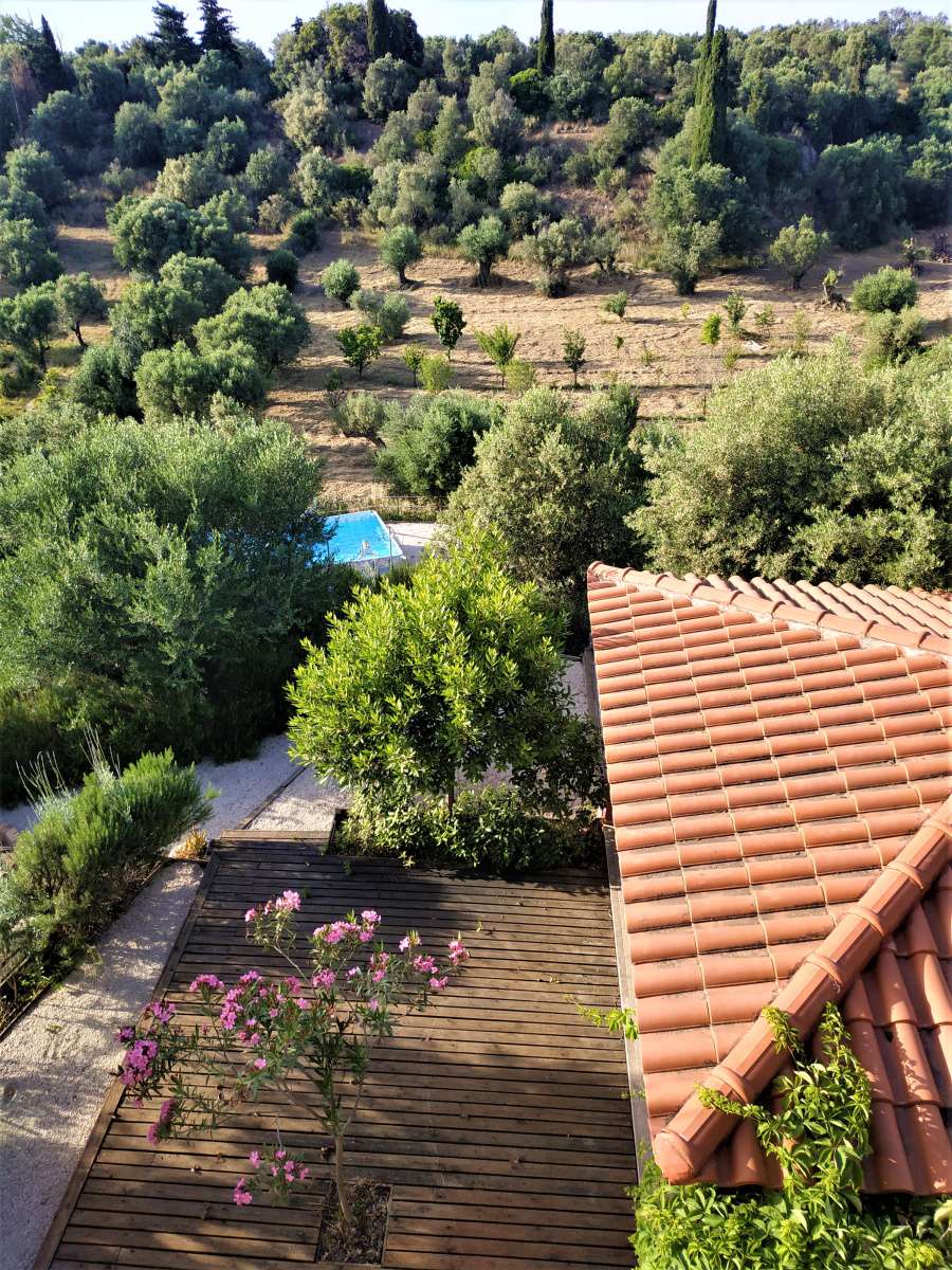 Stylish 6 bedroom Villa for sale with sea and panoramic views in