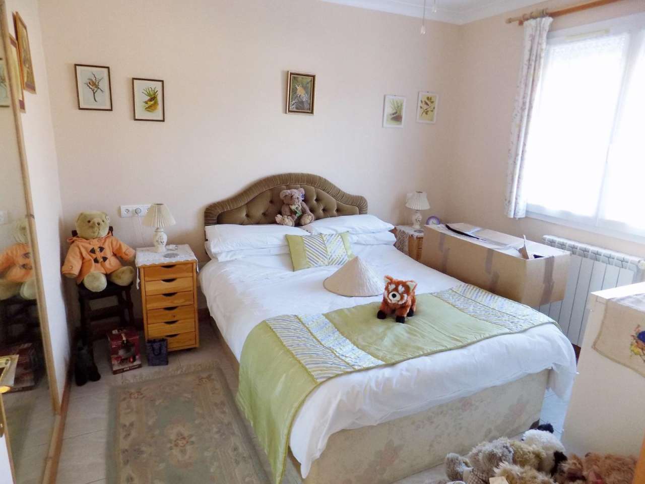 Superb 3 bedroom home with a total spacious living area of 156m2, set withi