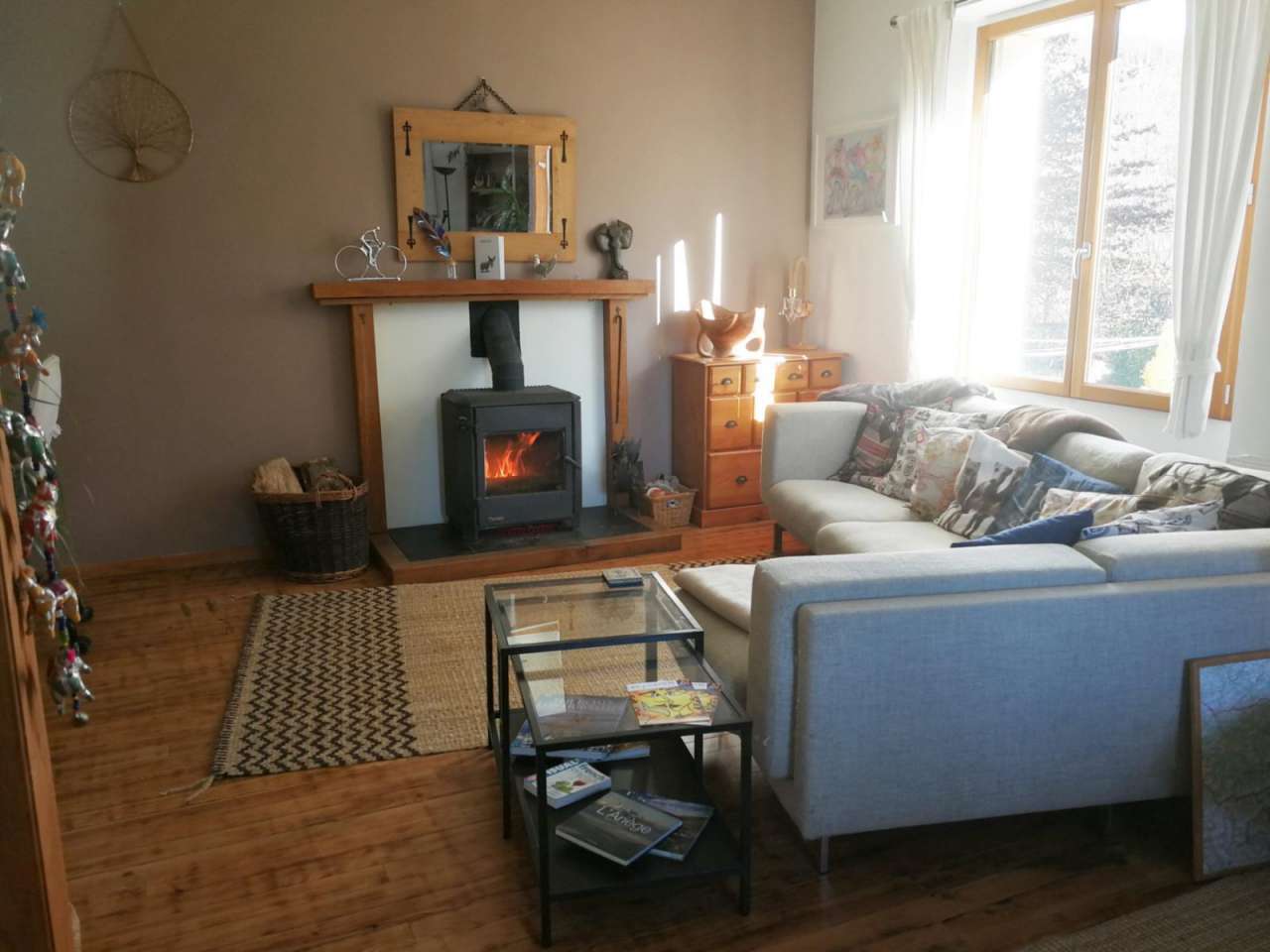 Grand and spacious house which is full of character and charm, with a total