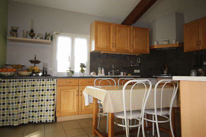 Excellent Bed and Breakfast property with income opportunities, including 3