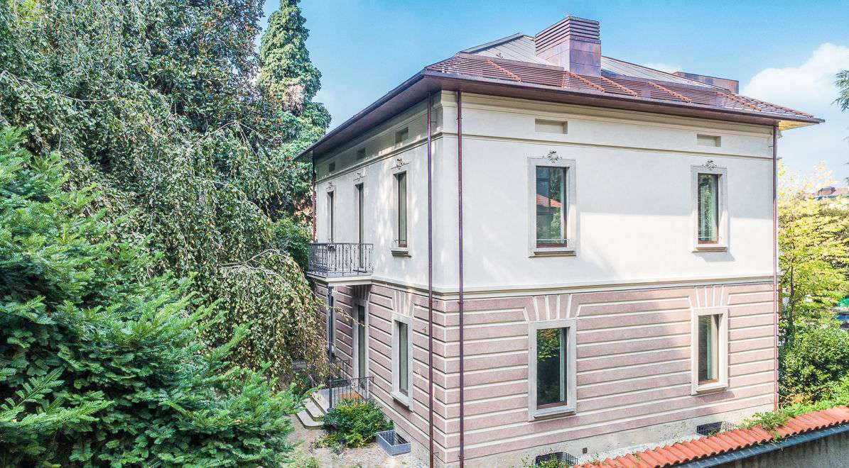 Immaculate 11 bedroom Villa for sale in Monza, Lombardy