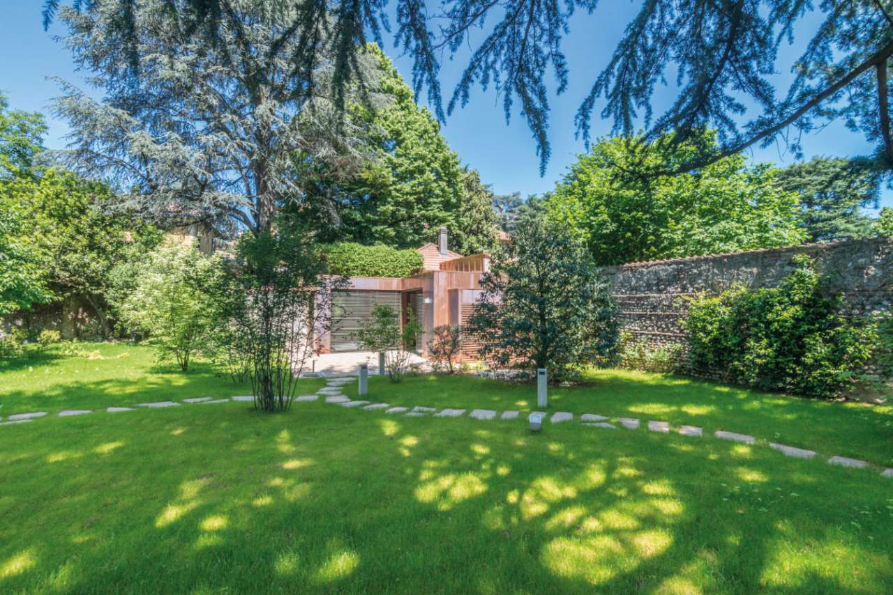 Immaculate 11 bedroom Villa for sale in Monza, Lombardy