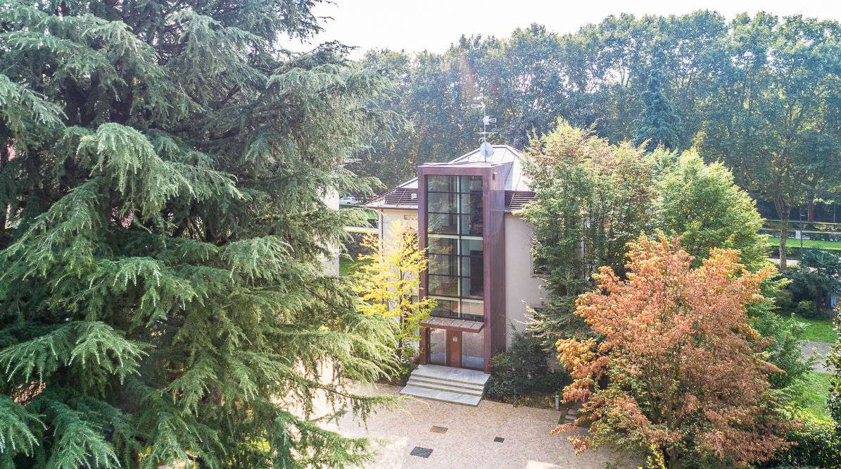 Immaculate 11 bedroom Villa for sale in Monza, Lombardy