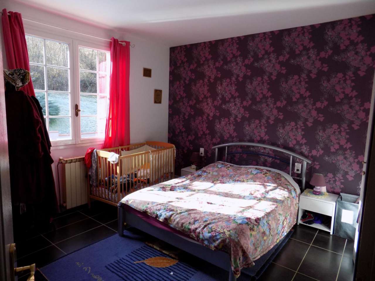 Very spacious family home with a total living area of 170m2, ideally set in