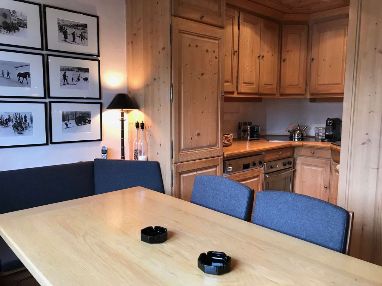 Superb 4th floor 2 bedroom apartment, with a total living area of 82m2, ide