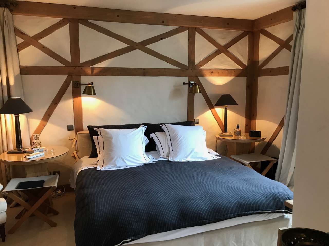 Superb 4th floor 2 bedroom apartment, with a total living area of 82m2, ide