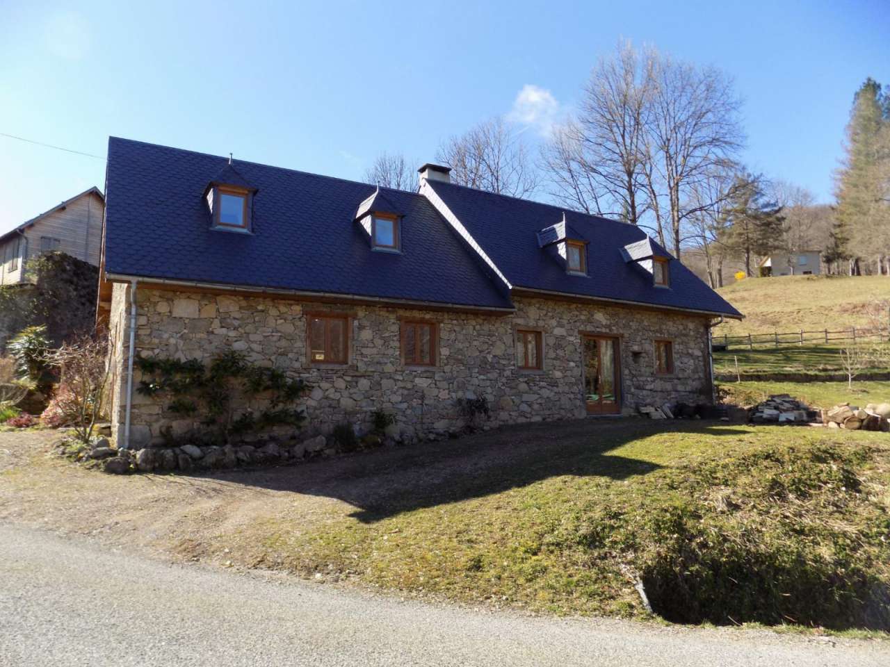 Charming 3 bedroom stone built house, which was built in 2011 using origina