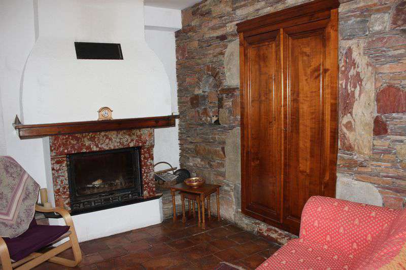 A charming and very nicely renovated character village property with 5 bedr