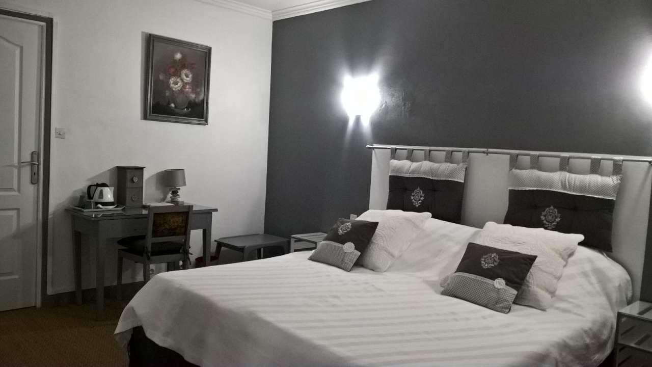 Beautifully presented 4 bedroom home which is ideally nestled right in the