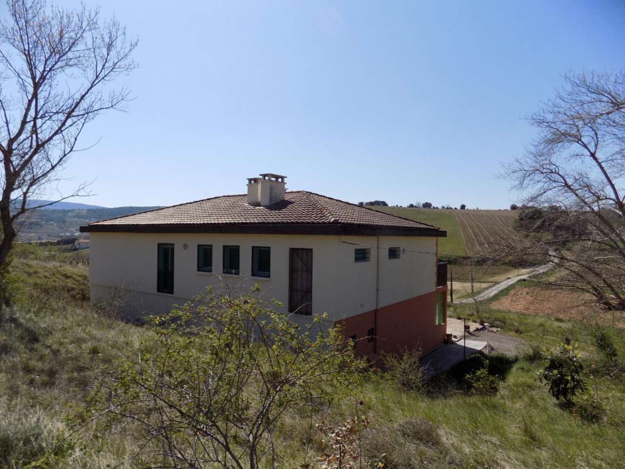 Fabulous 4 bedroom detached house ideally situated within a quiet setting j