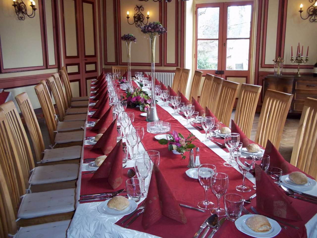 Fabulous Nineteenth Century Chateau near to Auch offering an excellent busi