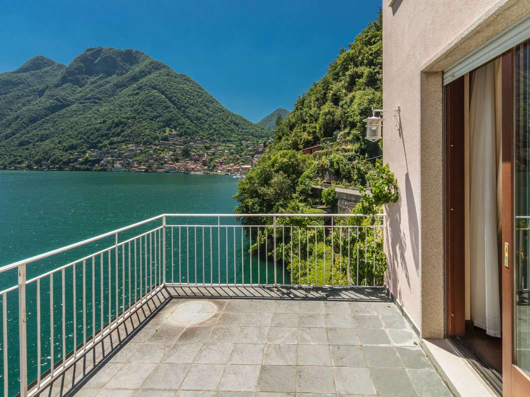 Lovingly Maintained 4 bedroom Villa for sale in Argegno, Lombardy