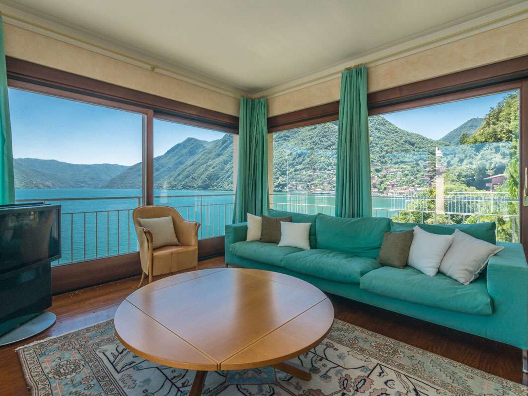 Lovingly Maintained 4 bedroom Villa for sale in Argegno, Lombardy