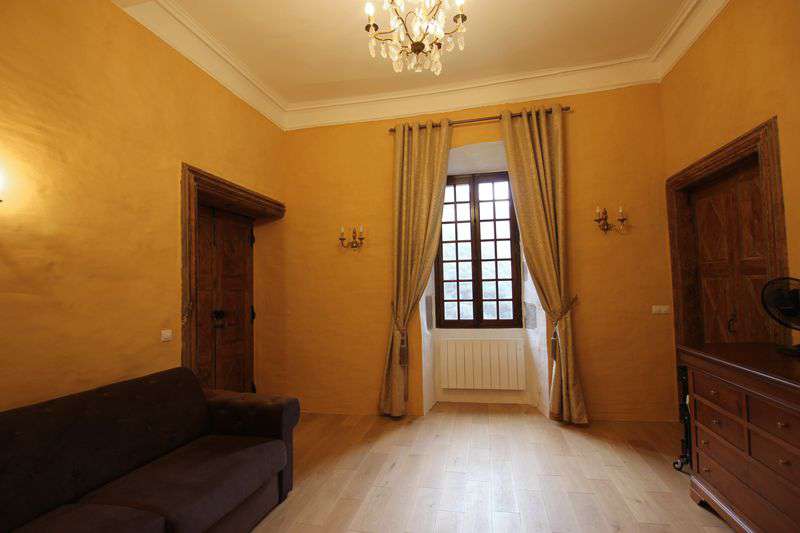 A unique and newly renovated Medieval property, offering a piece of history