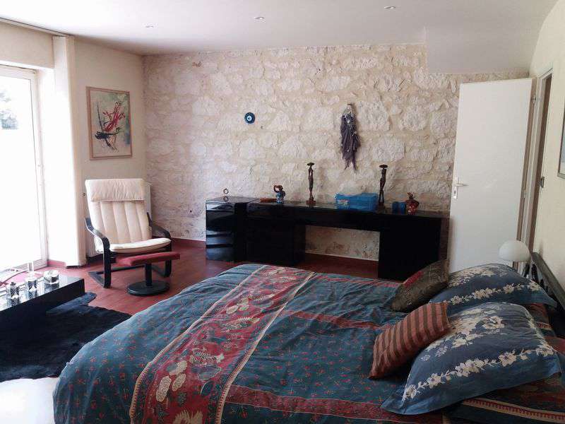 Charming 8 bedroom stone built former mill, with a spacious and beautifully