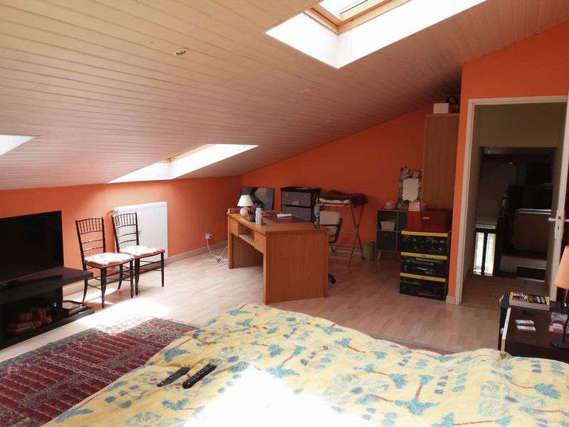 Charming 8 bedroom stone built former mill, with a spacious and beautifully