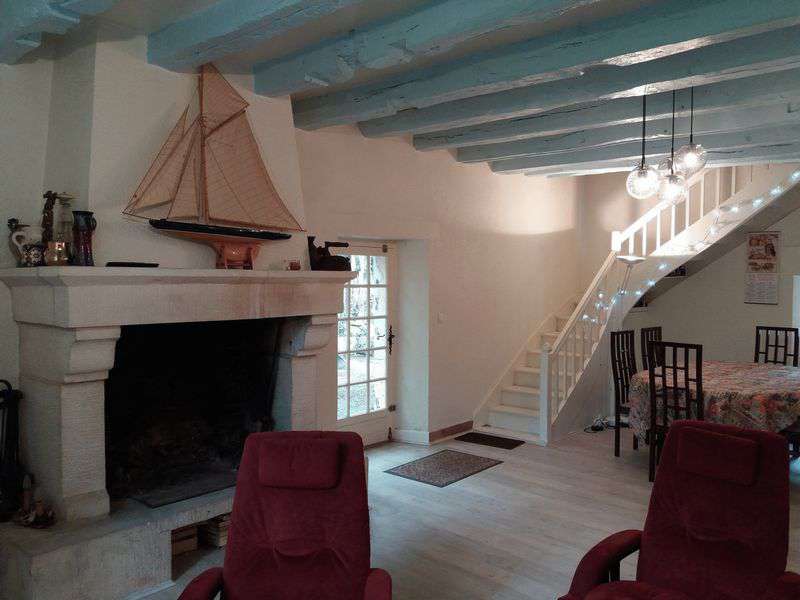 Charming 8 bedroom stone built former mill, with a spacious and beautifully