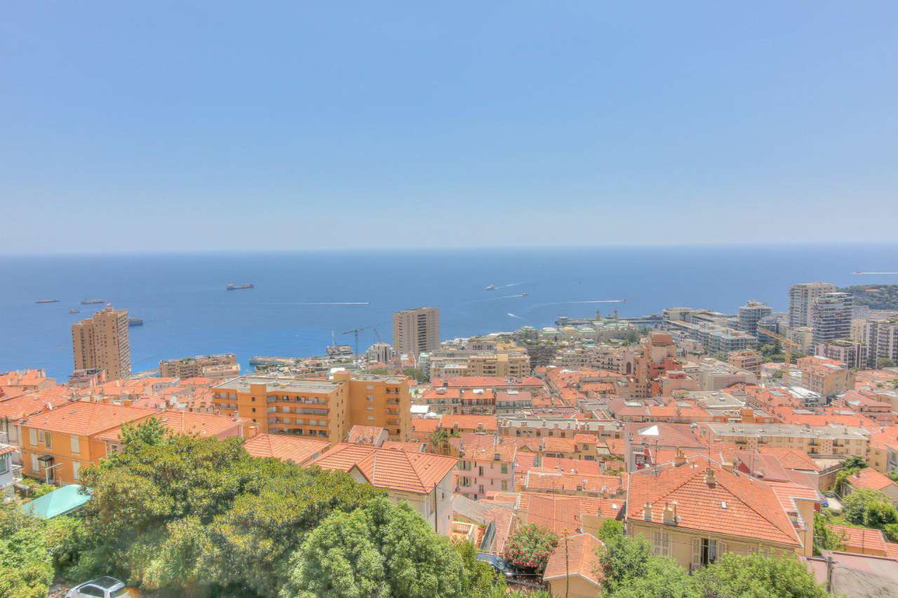 Enjoying breathtaking sea views is this prestigious, renovated 2 bedroom ap
