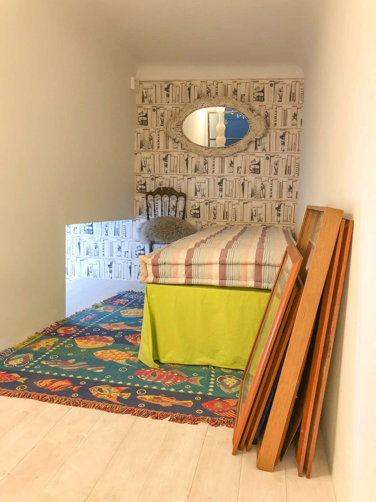 Enjoying breathtaking sea views is this prestigious, renovated 2 bedroom ap