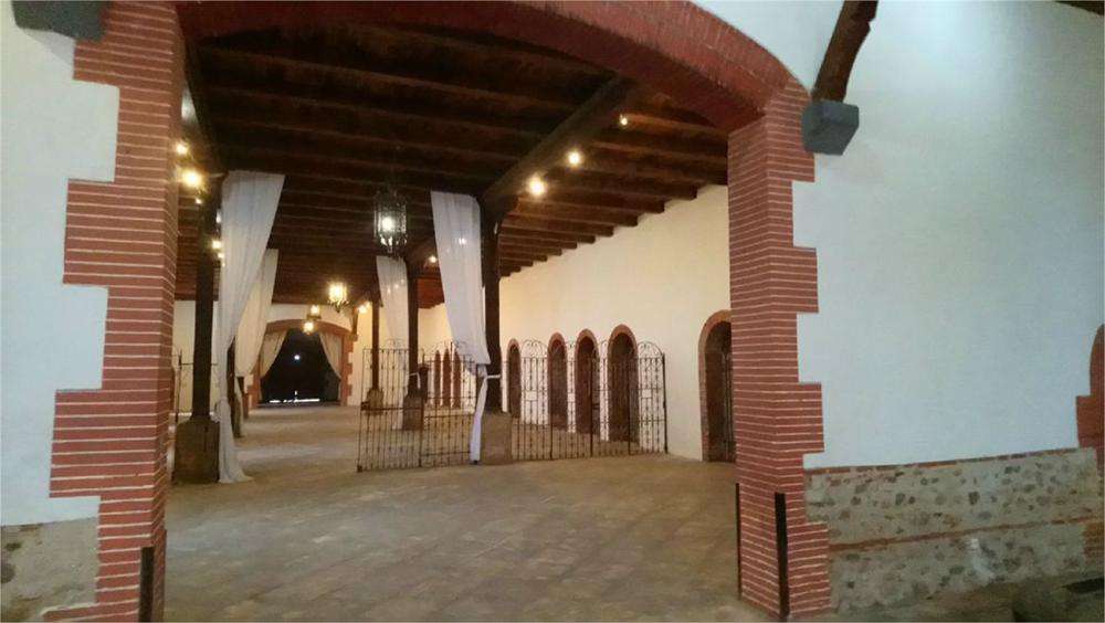 Intriguing income- generating XVIIth century property providing outstanding