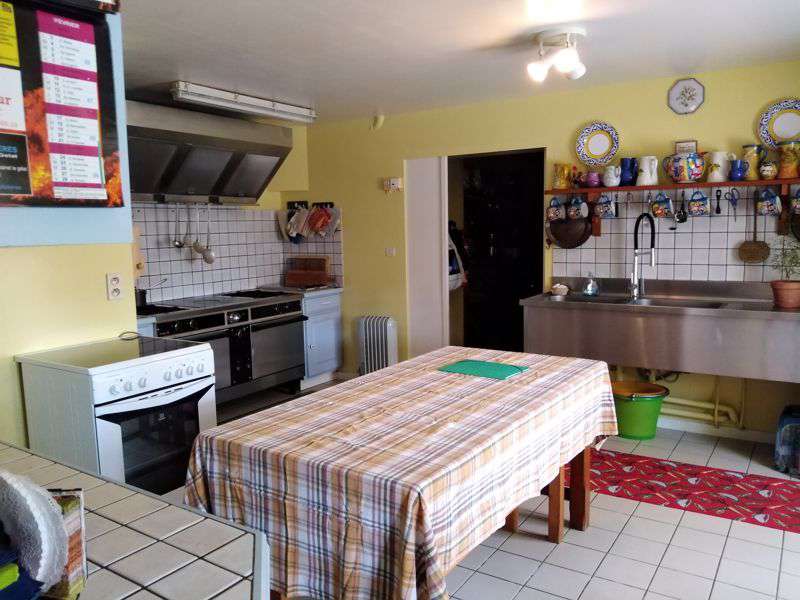 Delightful manoir tucked away in the Lot countryside, set in over 10 acres