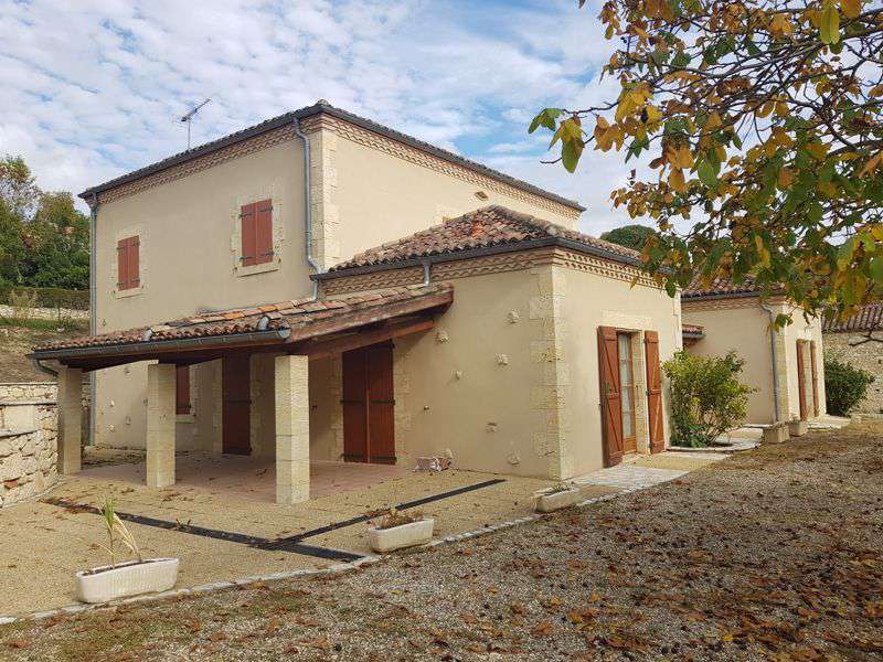 Excellent opportunity to purchase 2 properties, which contain a total of 7