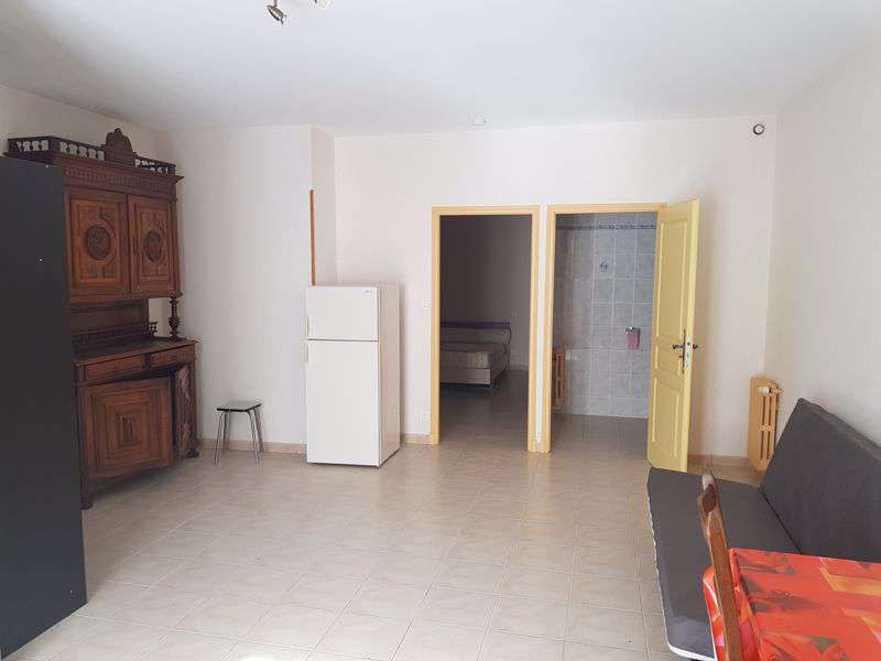 Excellent opportunity to purchase 2 properties, which contain a total of 7