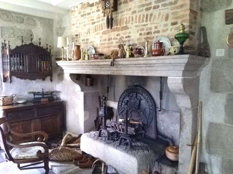 Impressive 'Domaine' with a Maison de Maitre and set in almost 9 acres incl