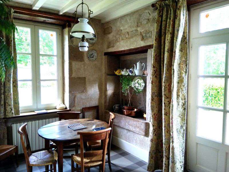 Impressive 'Domaine' with a Maison de Maitre and set in almost 9 acres incl