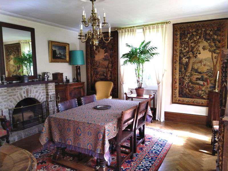 Impressive 'Domaine' with a Maison de Maitre and set in almost 9 acres incl