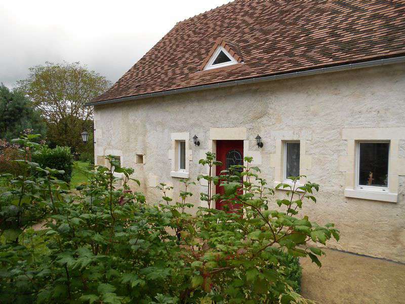 Charming former smallholding, ideally situated within a quiet luscious coun