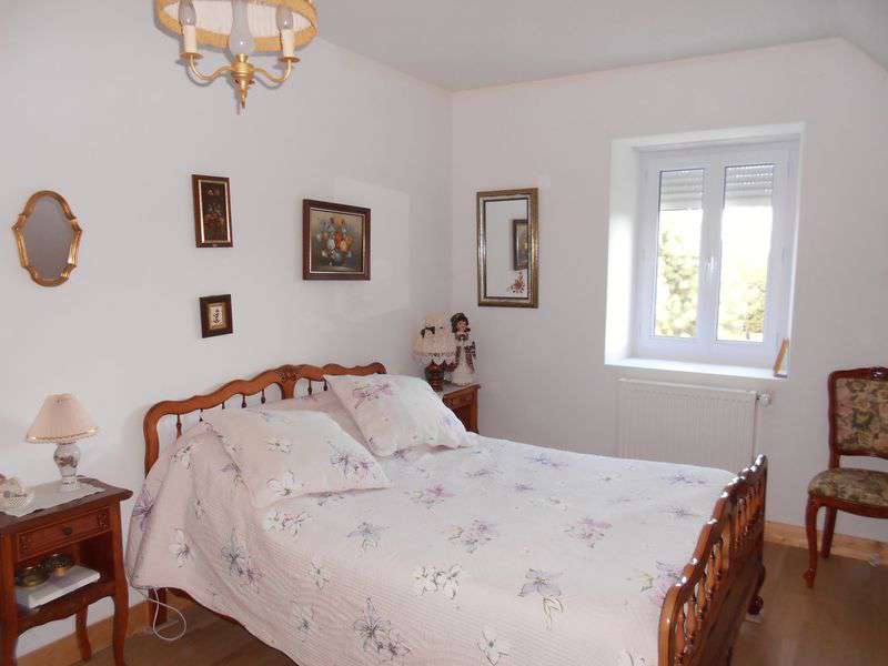 Charming former smallholding, ideally situated within a quiet luscious coun