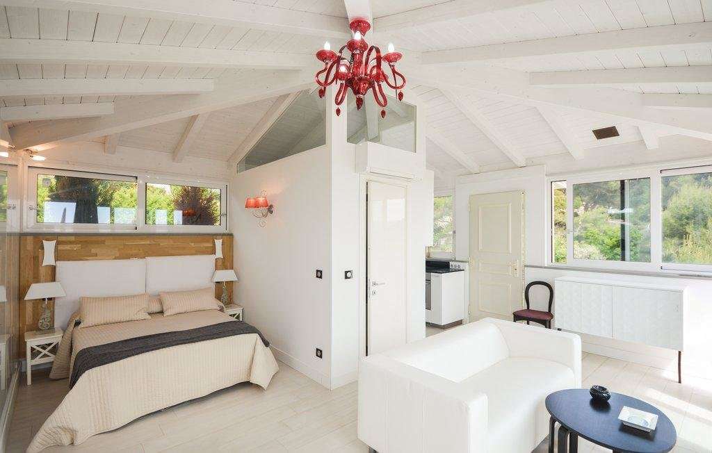 With panoramic sea and mountain views, this splendid 6 bedroom, architect d