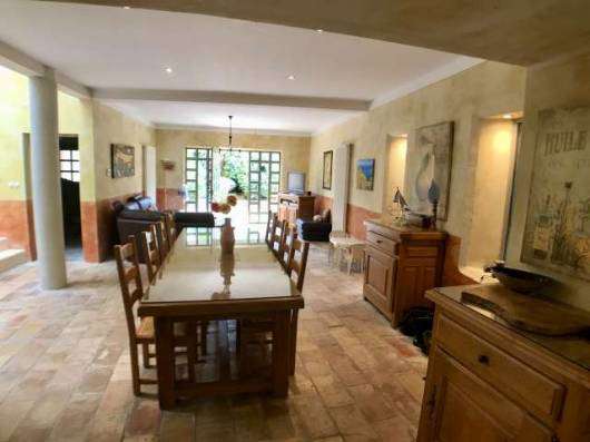Spacious and totally refurbished 5 bedroom stone built house, with its orig
