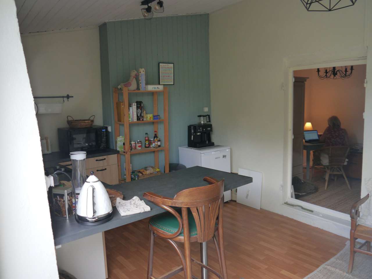 Unique opportunity to acquire a popular bar and restaurant with 2 bedroom a