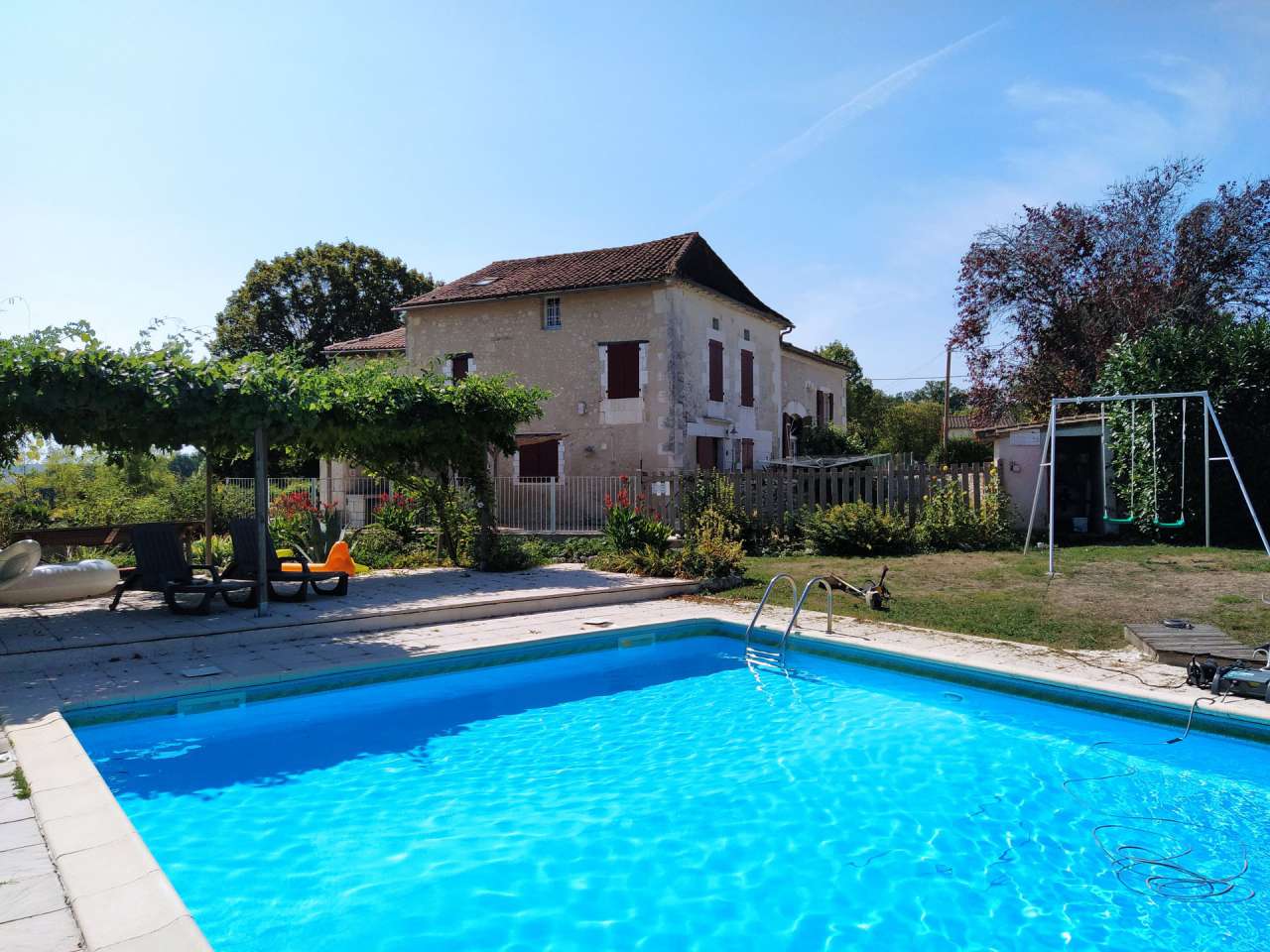 Unique opportunity to acquire a successful gite business incorporating 2 ch