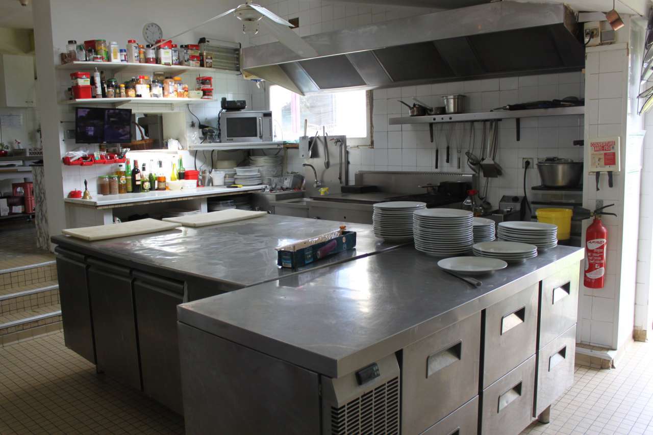 Unique opportunity to acquire a functioning 11 bedroom hotel and restaurant