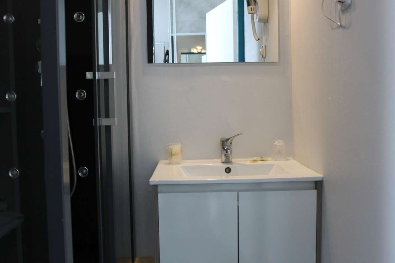 Unique opportunity to acquire a functioning 11 bedroom hotel and restaurant