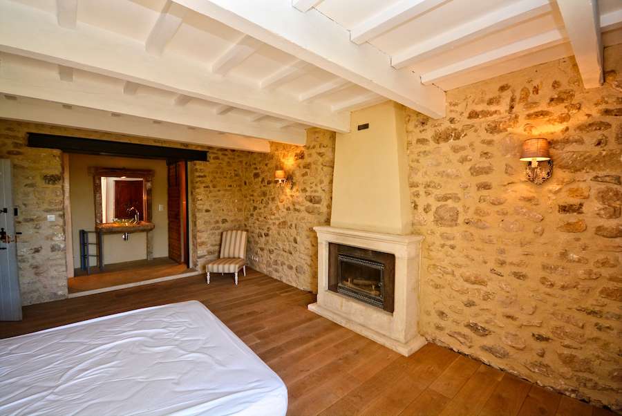 Fabulous Provencal stone farmhouse in the heart of Provencal Drome, less th