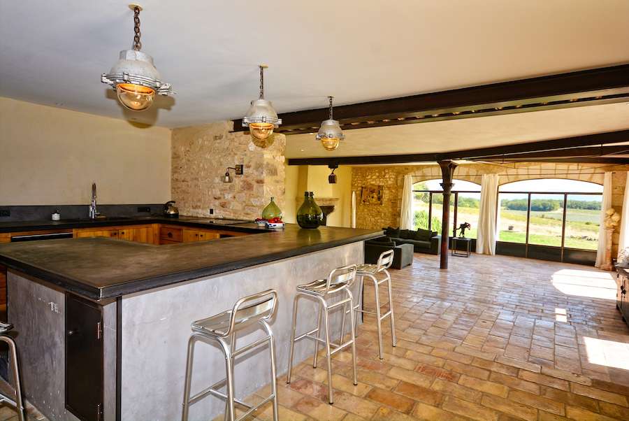 Fabulous Provencal stone farmhouse in the heart of Provencal Drome, less th