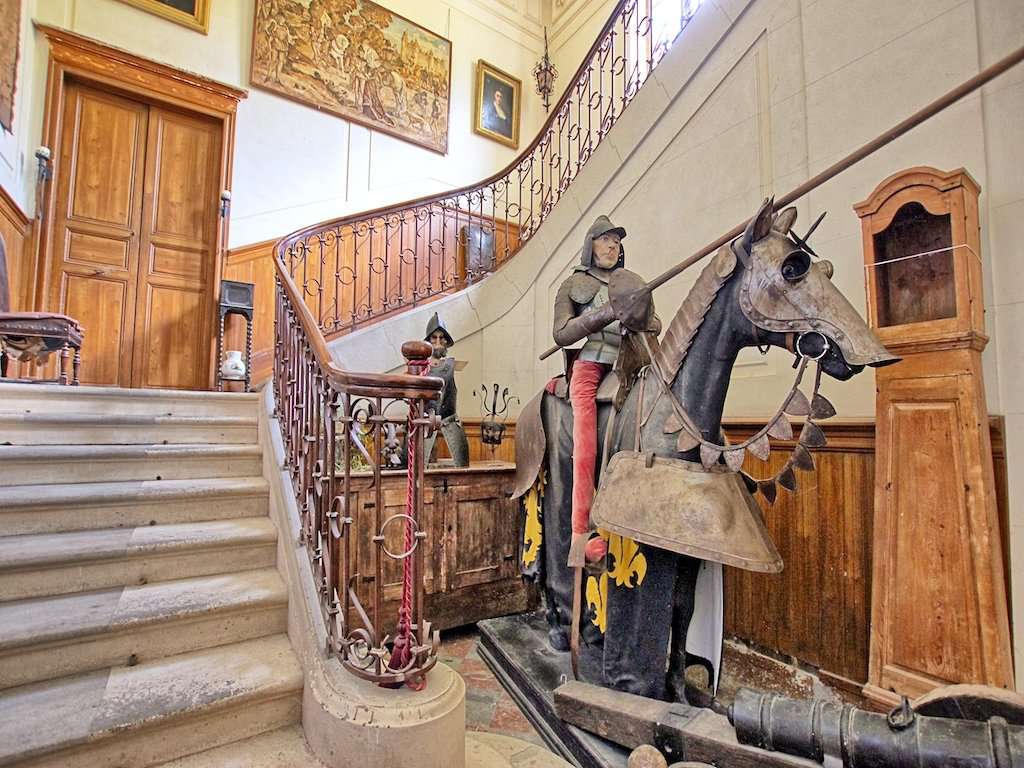 Nestling in over 14 acres of beautiful land is this magnificent South facin