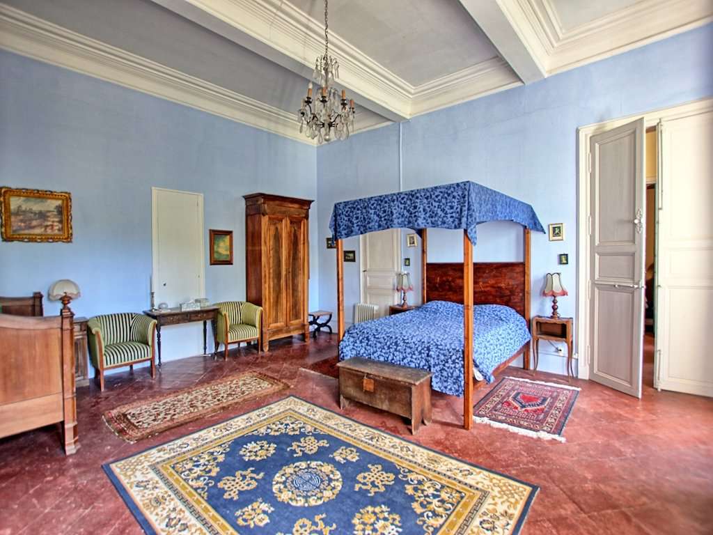 Nestling in over 14 acres of beautiful land is this magnificent South facin